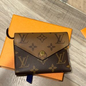 (SOLD) Louis Vuitton Monogram Reverse Victorine Wallet - Full Set - Like New